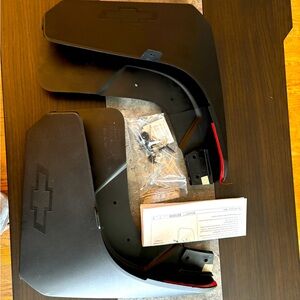 2019-2024 Chevrolet Silverado rear molded splash guard